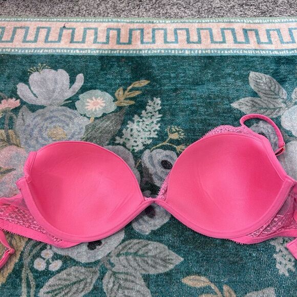 Victorias Secret Bra 36D Pink Lace Incredible Plunge Underwire thin - Picture 6 of 11